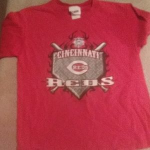 Boys Cinncinnati Reds tshirt